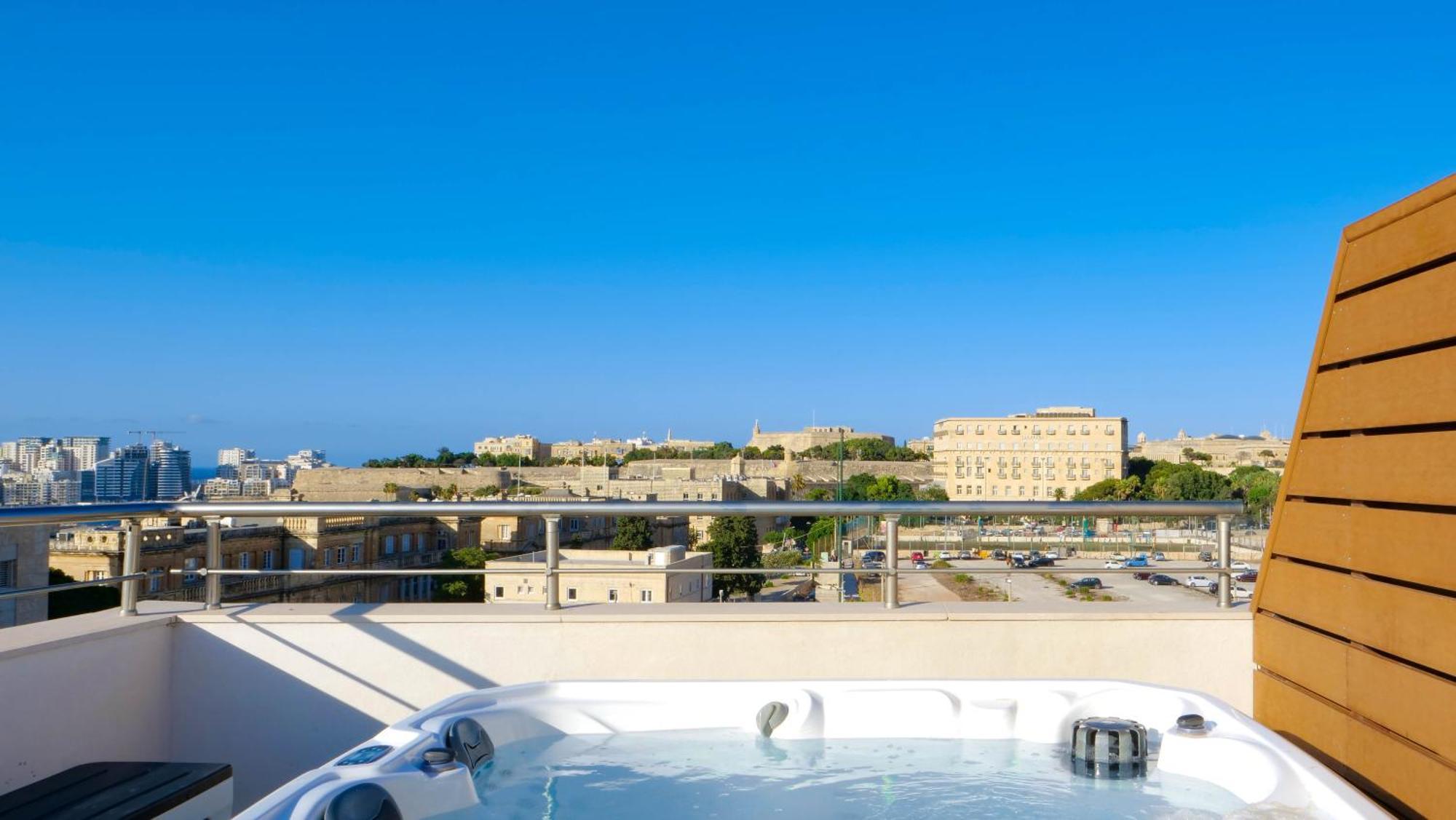 איל-פוריאנה Tritoni Valletta Boutique Hotel מראה חיצוני תמונה